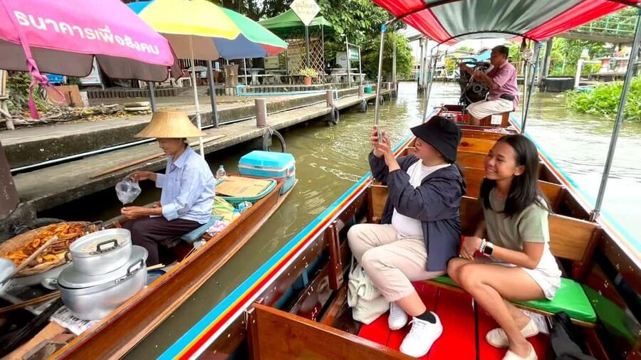1 Hr Private Bangkok Canal Boat Tour: Traditional Flat Boat - Making the Most of Your Timing: After the Boat Ride