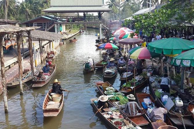 2-hour Bangkok Old City Night CHOB TUK TUK + Talat Noi Street Art - Who should book this CHOB TUK TUK Old City night tour