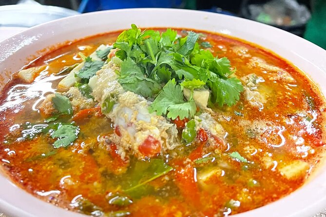 4-Hour Hidden Bangkok TukTuk Street Food Guided Tour - Stop 1: Wat Nak Klang and Wat Prayoon, the old-town canal side you miss on your own