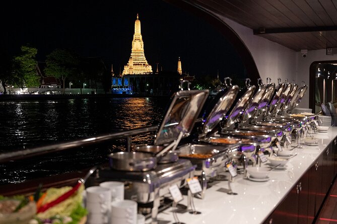 5 Star Luxury Bangkok Dinner Cruise On Wonderful Pearl Cruise - The buffet dinner: good value, but manage your expectations about calm