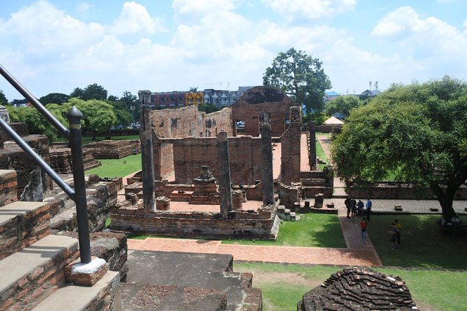 A Day in Ayutthaya: Private 5 UNESCO Temples Tour From Bangkok - Wat Mahathat, where Buddhism took center stage
