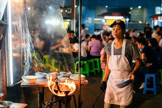 A Magical Evening in Bangkok: Private City Tour - Stop 2: Patpong Night Market and the rhythm shift at night