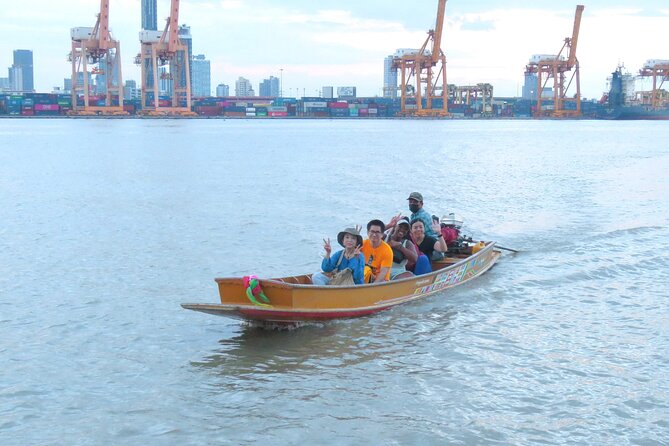 Adventure in Bangkok Green area - Small-Group Energy and Guide Style (Pond, Tee, and Pong)