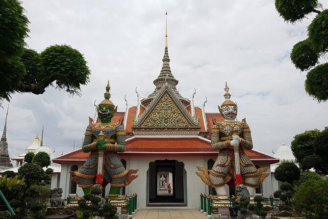 Amazing Bangkok City and Temple Tour with Local Guide - Wat Traimit and the Golden Buddha, the perfect opening stop