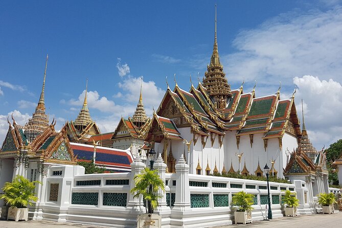 Amazing Bangkok City and Temple Tour with Local Guide - What the tour price really includes, and where the extras come in