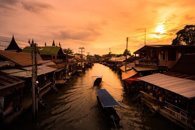 Amphawa Floating Market & Maeklong Railway Train Market Tour - Amphawa Floating Market: canal-side eating with occasional boats