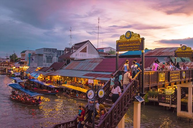 Amphawa Floating Market Tour with Maeklong Railway Market (SHA Plus) - Maeklong Railway Market: the train-through-market moment