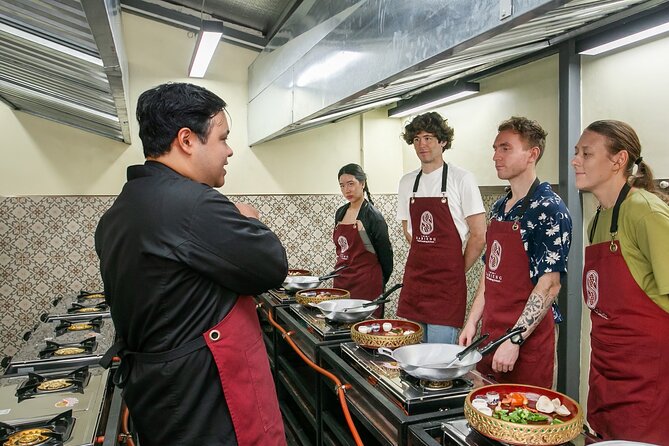 Authentic Thai Cooking with the Largest market visit &TukTuk ride - Timing, group size, and the one logistics hiccup to watch