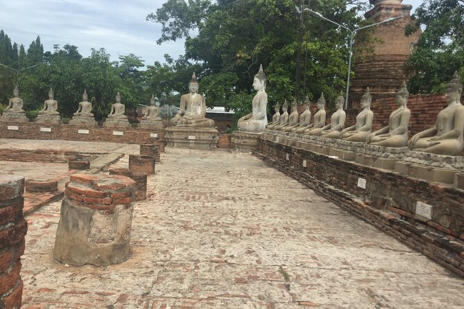 Ayuthaya Must Visit Temples Tour from Bangkok by MyProGuide - Stop 1: Bang Pa In Palace for royal scenery in half an hour