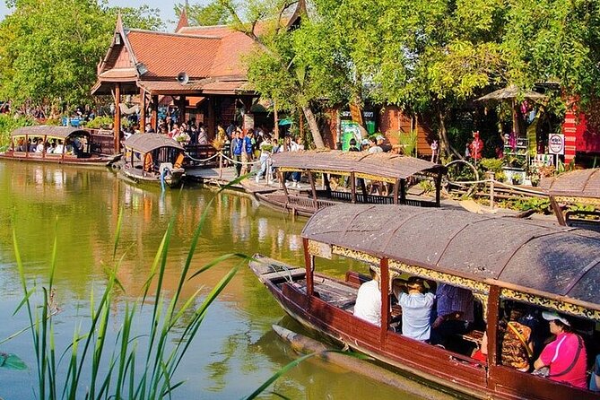 Ayutthaya Funky Frogy Tuk Tuk Experience With Famous Temple - The sunset boat ride from the pier: why it works late-day