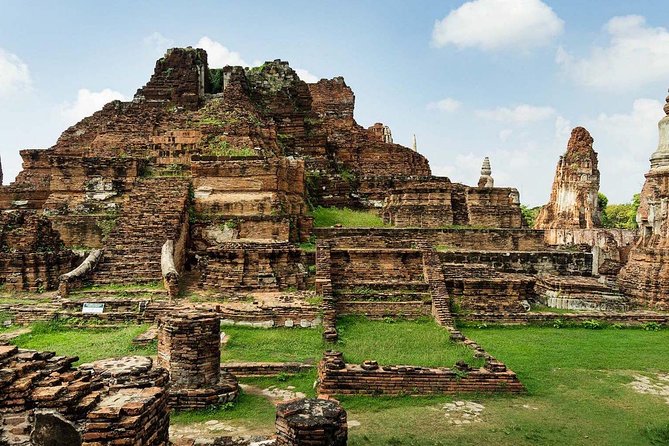 Ayutthaya Guided UNESCO Heritage Tour Including Lunch & Transfers - The 6:30 am Start, Pickup, and Air Conditioned Ride