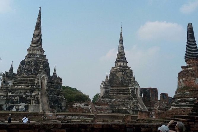 Ayutthaya Guided UNESCO Heritage Tour Including Lunch & Transfers - Wat Yai Chai Mongkol: Buddhist Study and Powerful Naming