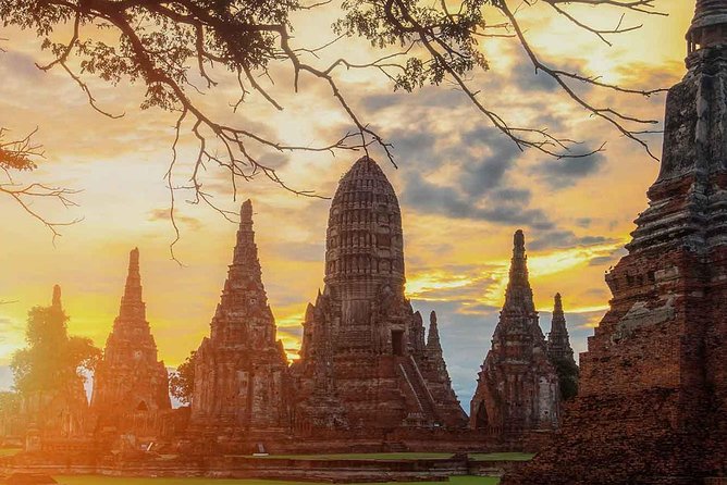 Ayutthaya Guided UNESCO Heritage Tour Including Lunch & Transfers - Wat Phra Sri Sanphet: The Royal Palace Temple That Sets the Tone