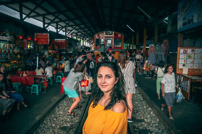 Ayutthaya, Maeklong Railway, Damnoen Saduak Floating Market - Price and value: is $86 per person fair?