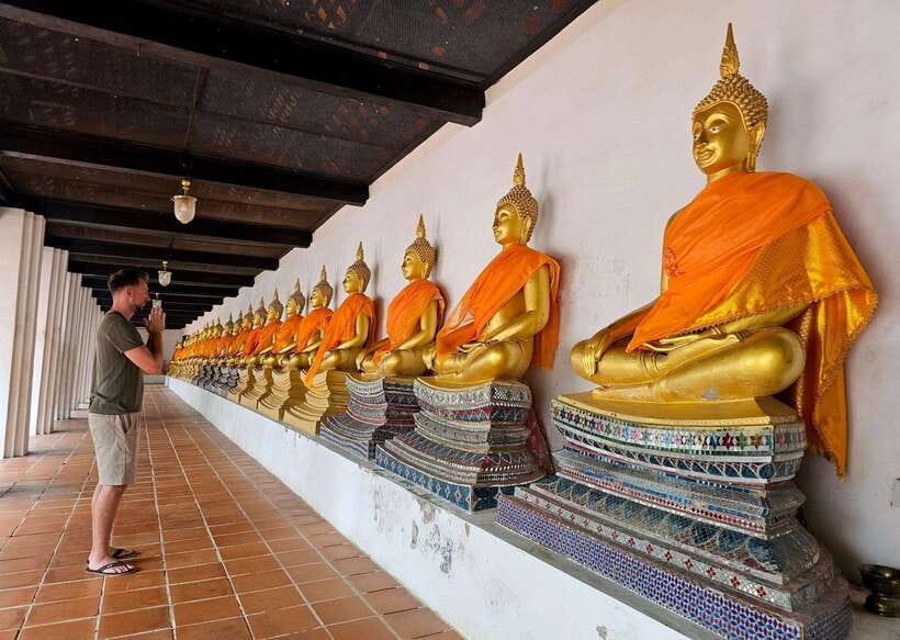 Ayutthaya: Private Boat Tour with Optional Temple Visits - Why a private longtail boat feels smarter than roads