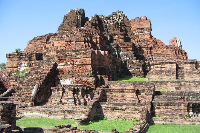 Ayutthaya Temples Tour from Bangkok with Grand Pearl River Cruise - Wat Lokayasutharam (reclining Buddha): your iconic Ayutthaya moment