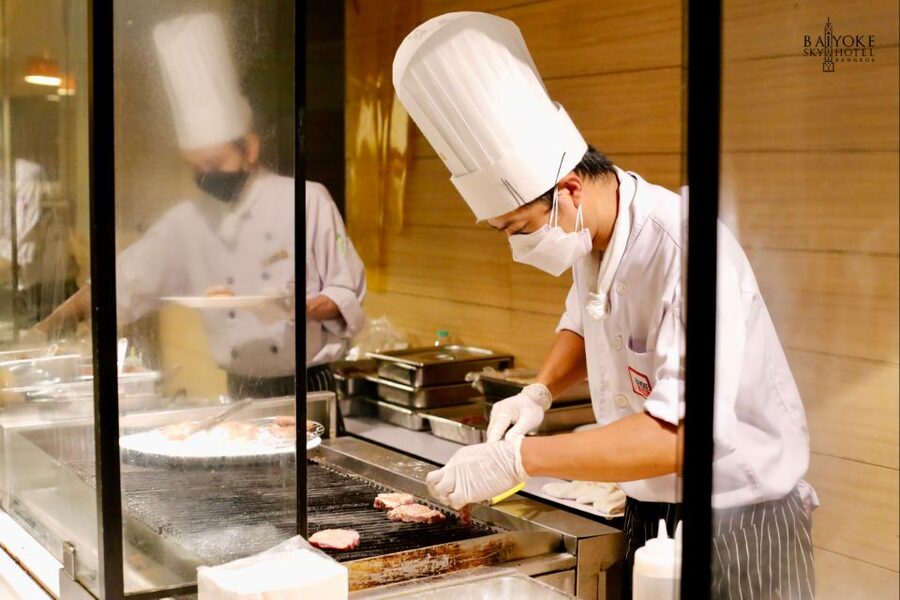 Baiyoke 82nd Floor Crystal Grill Buffet & Observation Deck - Who should book this?