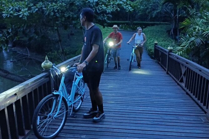 Bamboo Bicycle Tour in twilight: watch dancing Fireflies in Bangkok - Bamboo Bikes, Food, and Local Guidance That Makes the Whole Thing Click