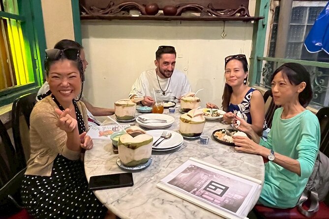 Bang Rak Backstreets: Local Bites & Culture Walking Tour - Breakfast in Bang Rak: roasted duck rice and market atmosphere
