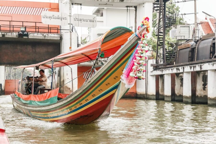 Bangkok: 2-Hour Canal Tour by Teak Boat - The teak boat experience: comfort, safety, and the guide factor