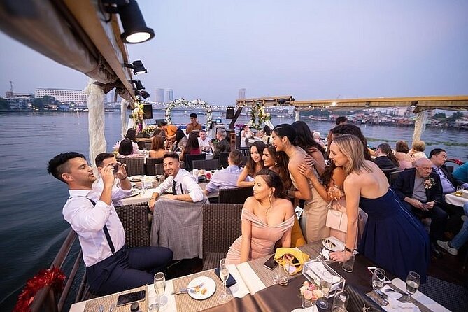 Bangkok: 2-Hour Dinner Cruise on the Chao Phraya Princess - Dinner Buffet: Thai and International, Plus Coffee and Desserts
