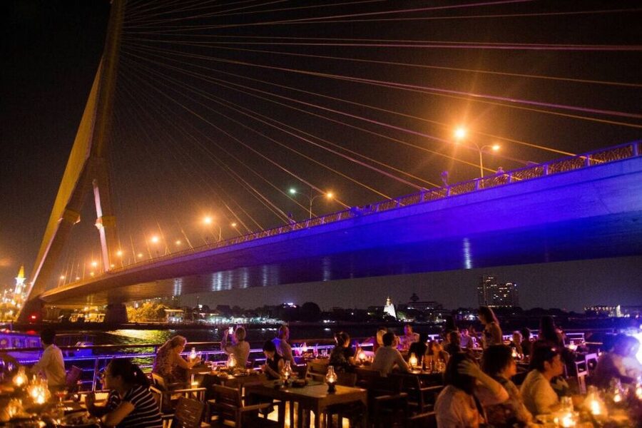 Bangkok: 2-Hour Dinner & Shows on White Orchid River Cruise - Value check on $43 per person: what you actually get