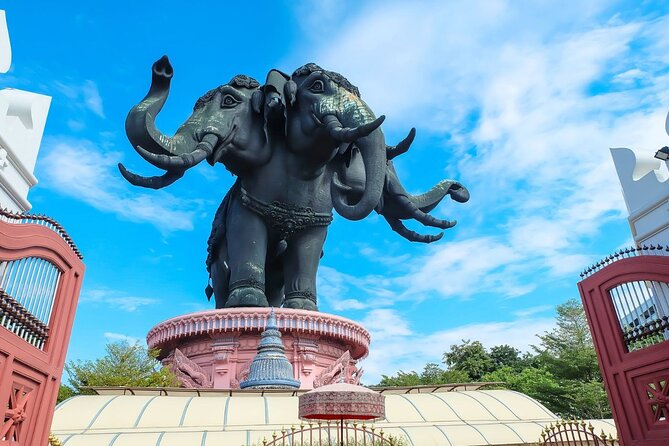 Bangkok Ancient Wonders: Muang Boran Ancient City & Erawan Museum - Erawan Museum: three heads, lots of art, strong visual payoff
