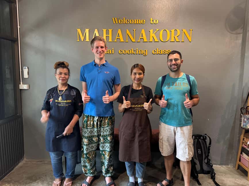 Bangkok: Authentic Thai Cooking Class with Local Host - Meet Joyce and the Chef Team, and How the Lesson Runs