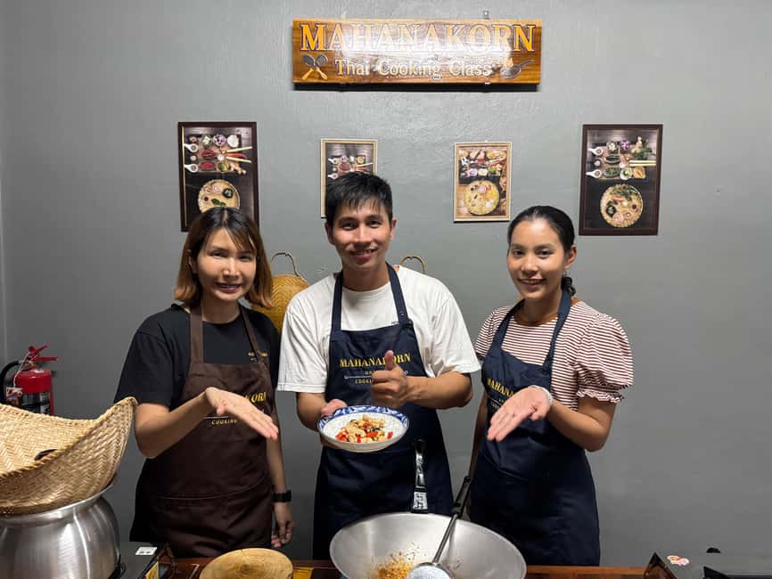 Bangkok: Authentic Thai Cooking Class with Local Host - Eating Together: The Best Part of the 3 Hours