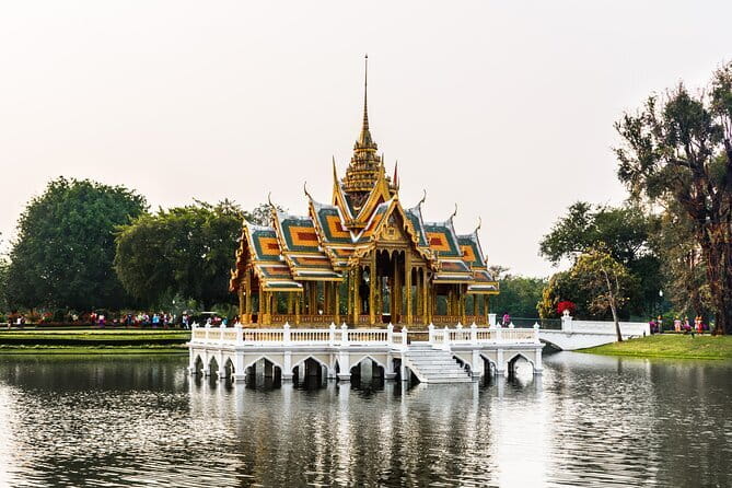Bangkok Ayutthaya Temples and Boat Tour with Lunch - Bangkok to Ayutthaya by minivan, with time to reset