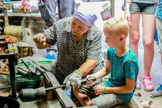 Bangkok: Backstreets and Temple Historic Bike Tour - Safety, Pace, and What Makes This One Enjoyable (or Not)