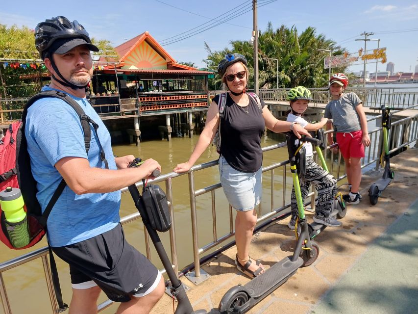 Bangkok: Bang Kachao E-Scooter Jungle Tour - Wat Bang Kachao Klang: where the island’s calm turns into a real detour