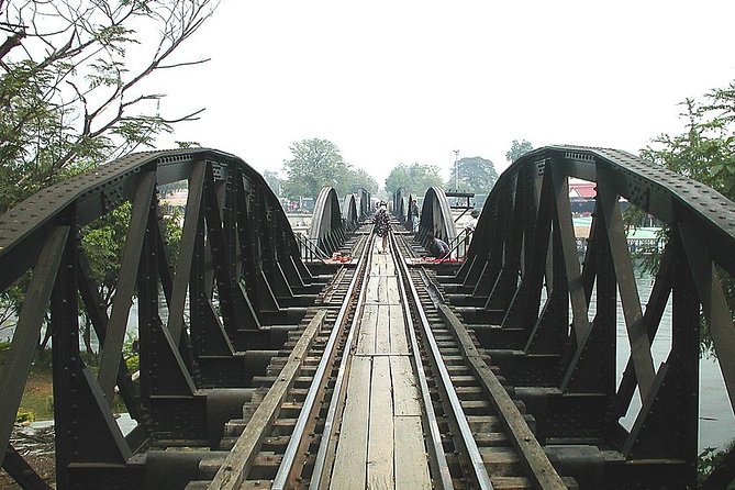 Bangkok: Bridge on the River Kwai and Thailand-Burma Railway Tour - Long-tailed speedboat ride on the River Khwae: scenery plus perspective