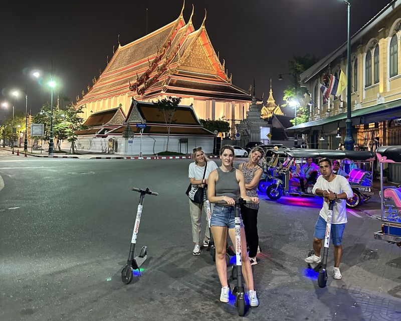 Bangkok By Night by Electric Scooter &/or Bike - The rhythm of the route, short stops that actually make sense