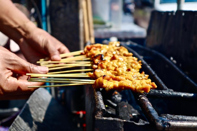Bangkok by Night Food Tour with 10+ Tastings in Chinatown - MBK Center: A Mall Stop That Works as a Night Reset