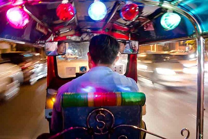 Bangkok by Night Tuk Tuk Tour: Markets, Temples & Food - Wat Pho after dark: what you actually get to experience