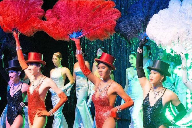 Bangkok Cabaret Show - Seating and comfort at the theater: lamp-lit charm, but expect small tables
