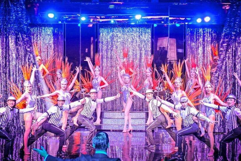 Bangkok: Calypso Cabaret Show with Thai Set Dinner - The 50-minute show: how the pacing keeps you watching