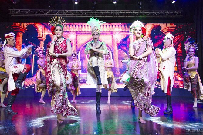 Bangkok Calypso Ladyboy Cabaret Live – Asiatique - Photos with the cast after the show, and how tips work