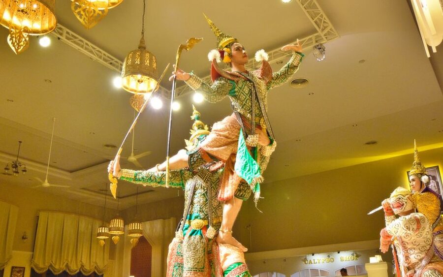 Bangkok: Calypso with Thai Classical Dance - Timing: when the show fits in the 90 to 150 minutes