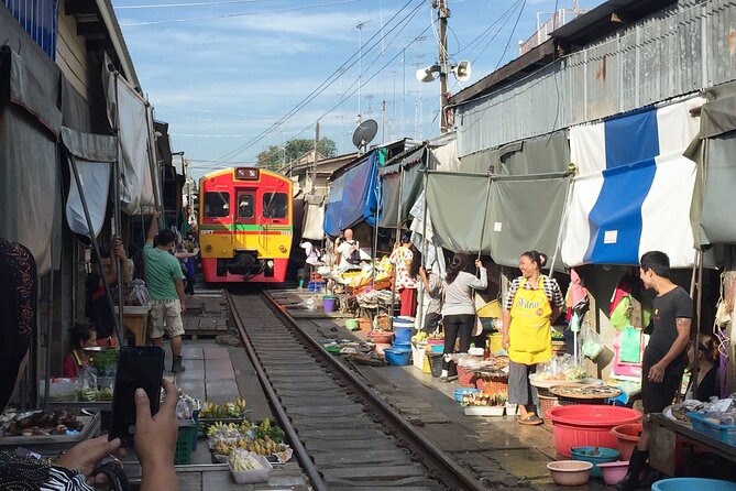 Bangkok Canal Tour by long tail boat, Wat Arun and Wat Pho - A Tight 5 to 6 Hours That Actually Feels Like Bangkok