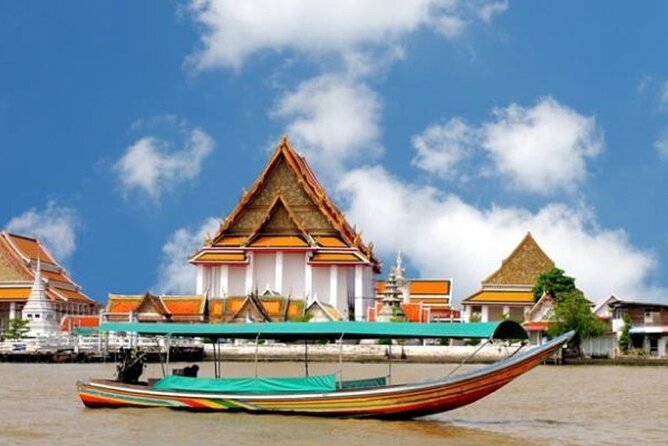 Bangkok Canal Tour by Teak Boat - Wat Arun from the riverbank: a different angle on a famous temple
