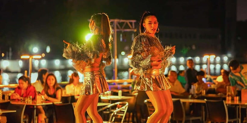 Bangkok: Carnival Dinner Cruise with Free-Flow Beer & Buffet - What the carnival theme adds to a Bangkok dinner cruise
