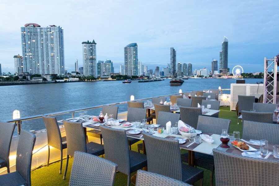 Bangkok: Chao Phraya Alangka Cruise at Icon Siam - Price and value: is $31 a fair deal?