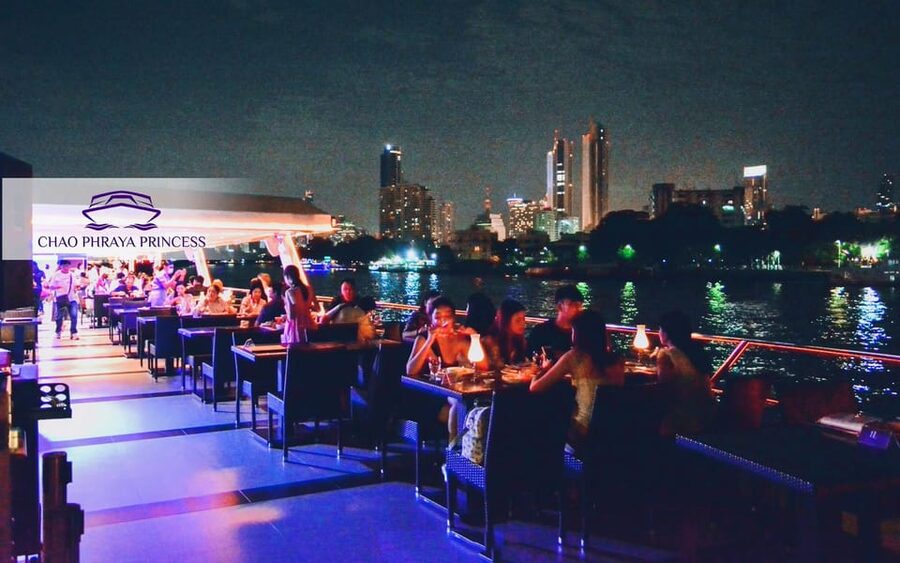 Bangkok: Chao Phraya Princess Dinner Cruise - Meeting at ICONSIAM Pier, then getting on board smoothly