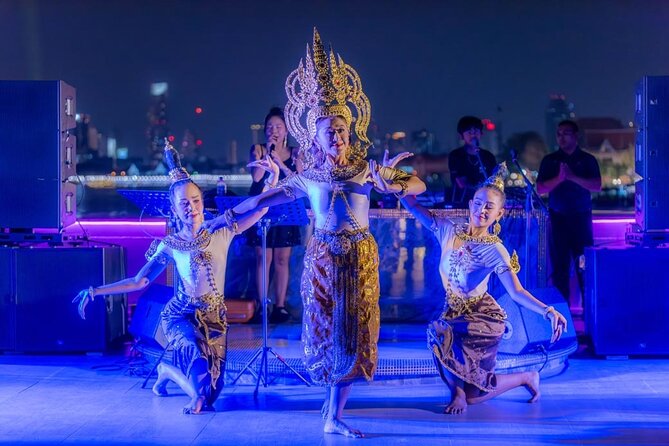 Bangkok Chaophraya Dinner Cruise with Thai Cultural Show - The buffet that does more than fill you up