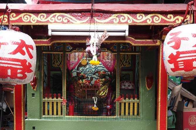 Bangkok China Town ,a Bangkok historic neighbourhood - Getting oriented: meeting on Charoen Krung, ending at River City Bangkok