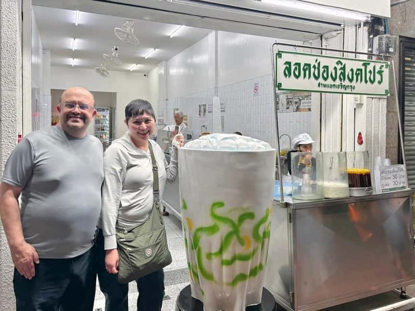 Bangkok: Chinatown Street Food - Private Tour - What to expect at each step of the 3-hour rhythm