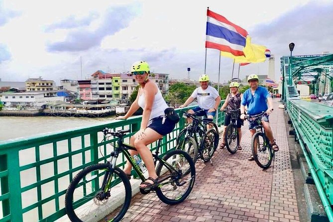 Bangkok City Bike Tour - Hotel-pickup & Lunch - Morning logistics: pickup, bikes, and the small-group advantage