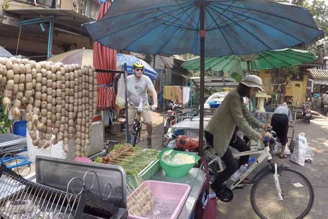 Bangkok City Culture Tour by Bike - The ride itself: traffic, routes, and the calm that comes from good guiding